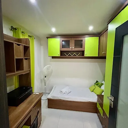 Apartment Modern Entire Seafront 3br *