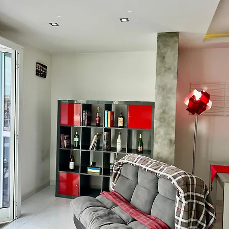Apartment Modern Entire Seafront 3br *